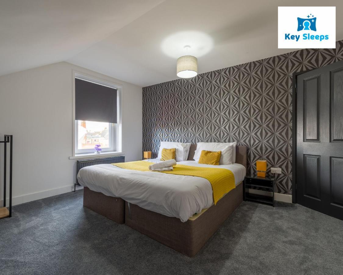 Five Bedroom Spacious Modern House By Keysleeps Short Lets Workington Lake District Beach 외부 사진