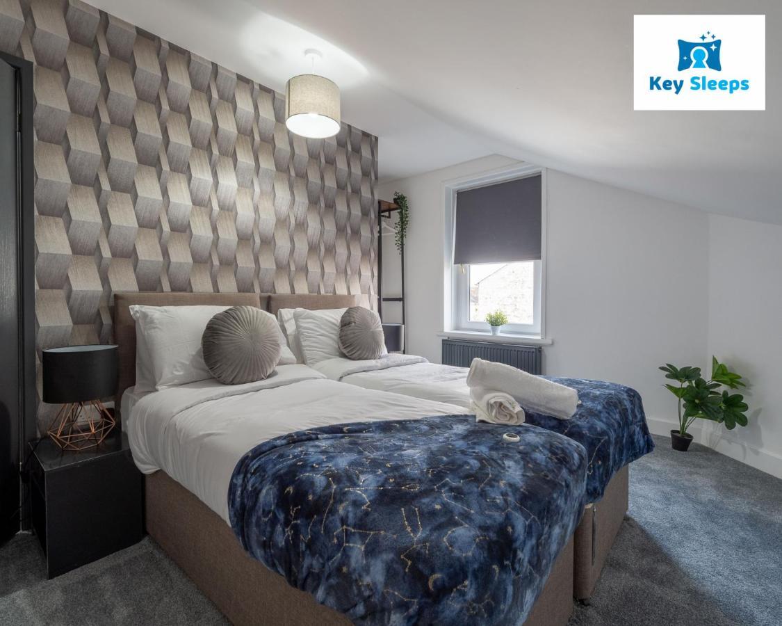 Five Bedroom Spacious Modern House By Keysleeps Short Lets Workington Lake District Beach 외부 사진